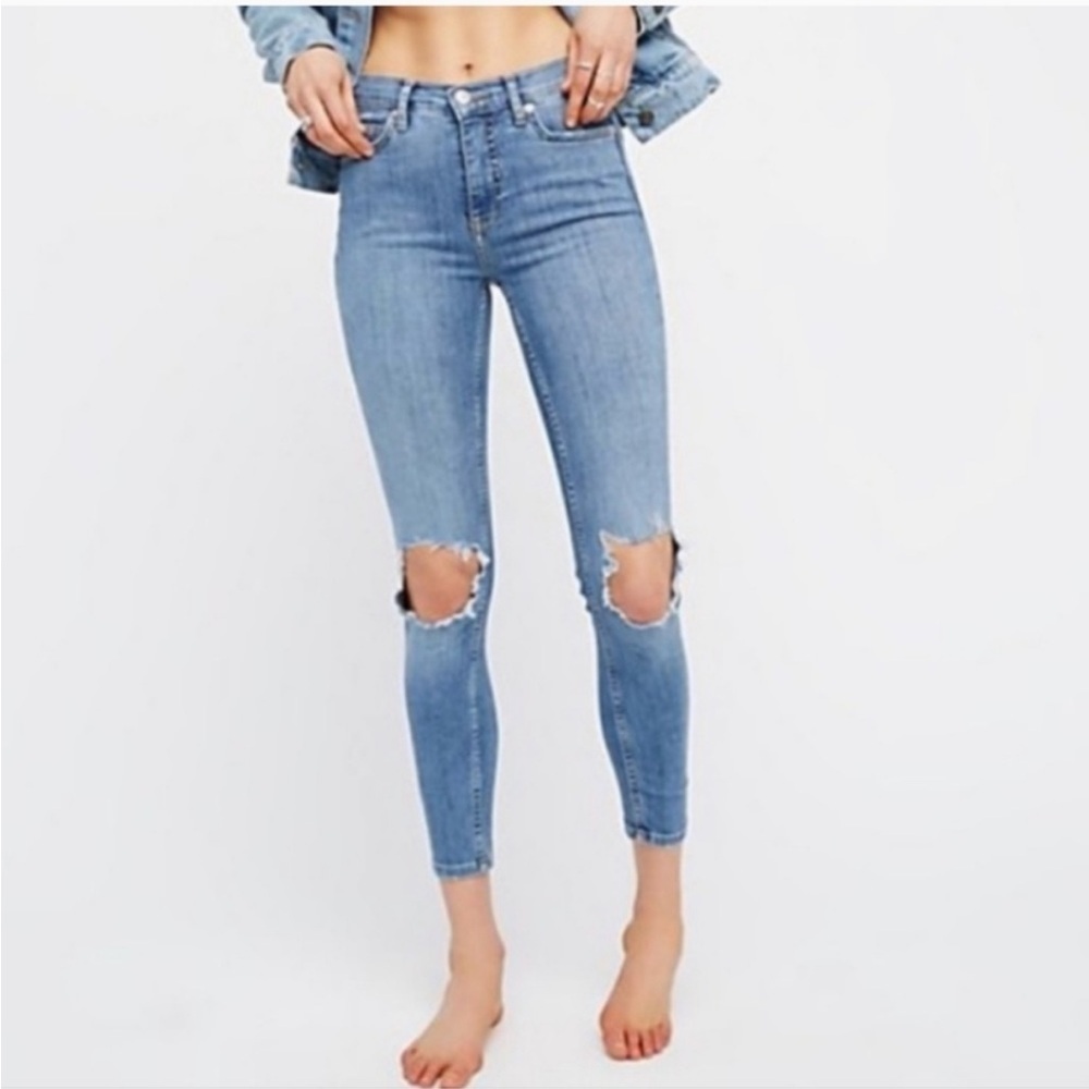 Free People High Waisted Jeans Size 29 Busted Knee
